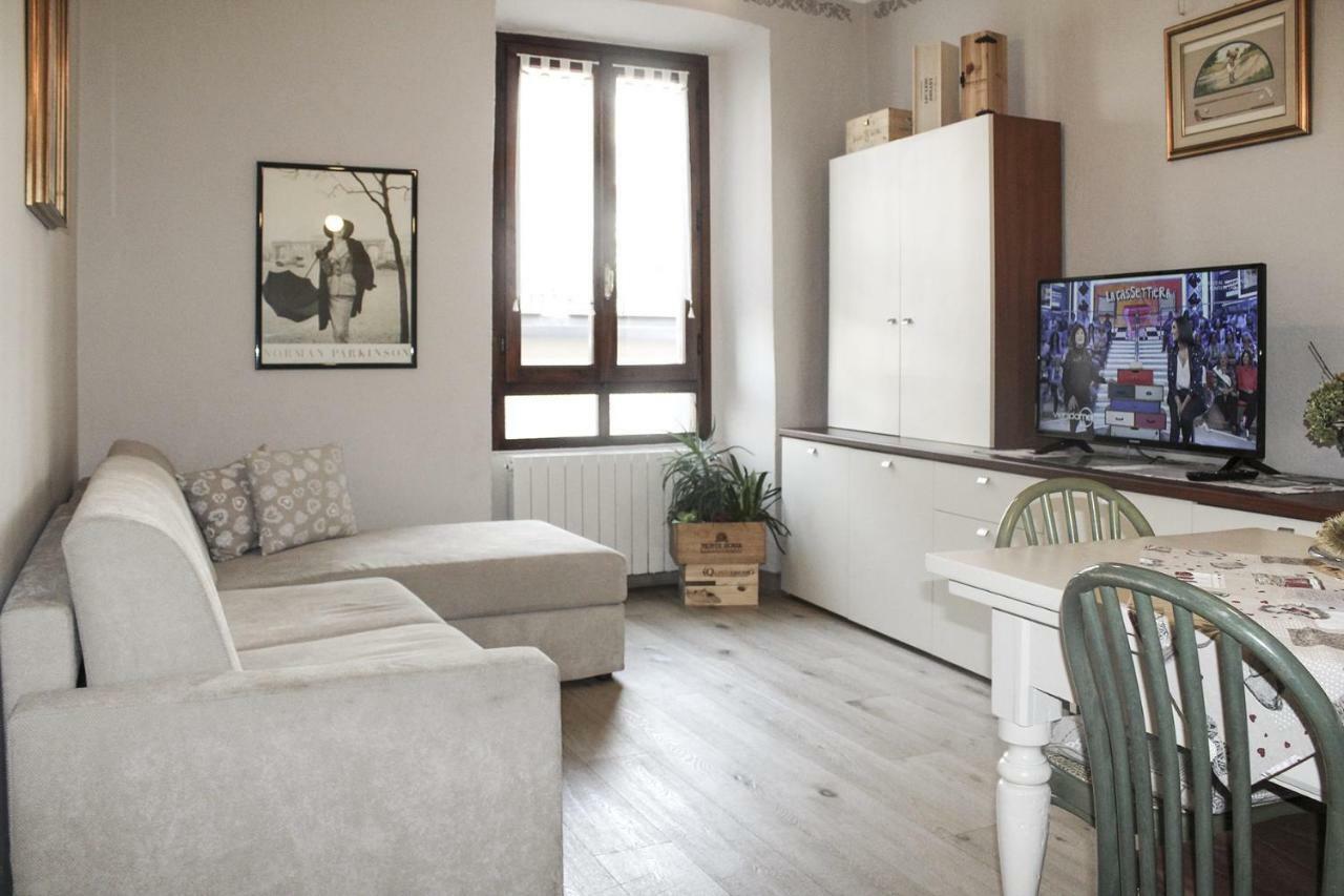 Case Vacanze Ai Burattini Adrara San Rocco エクステリア 写真